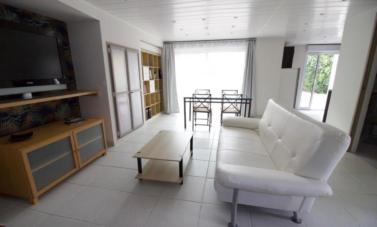Apartamento Chez Audrey Dans La Pinede *